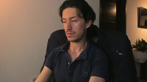 Adrian Williams online show from March 30, 9:15 pm