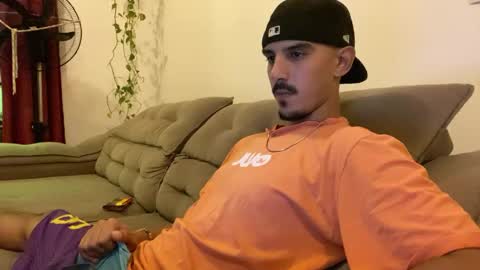 Luci online show from April 23, 2:30 am