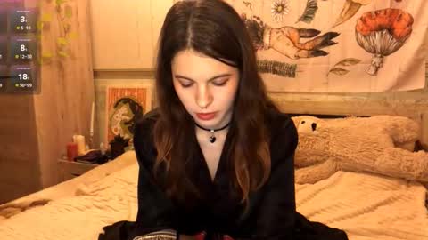 Arielle online show from November 27, 5:09 pm