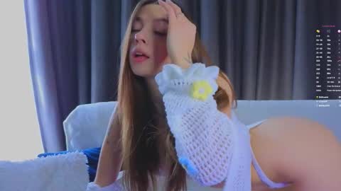 Afelia online show from November 9, 7:01 am