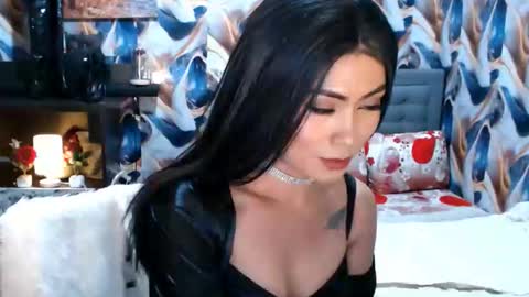 Dominant Goddess Contessa online show from November 8, 7:06 pm