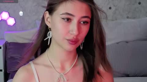 AffiinaLovsx online show from February 1, 11:35 pm