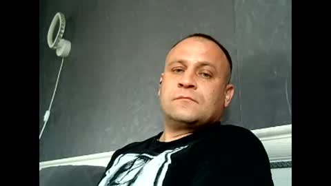 Sasha online show from April 3, 2:02 pm