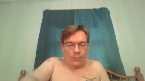 afreeman1 online show from September 29, 8:41 pm