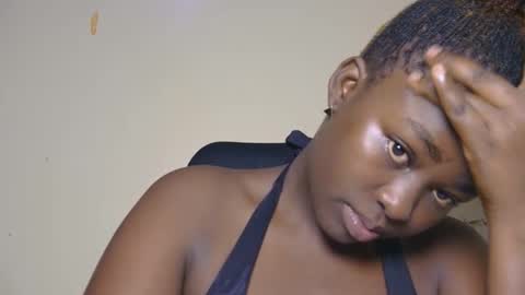 african_sluttygal online show from November 17, 3:09 am