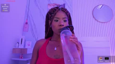 Afro Luna online show from December 17, 11:50 am