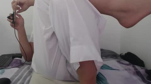 afroboy334698 online show from November 25, 3:38 am