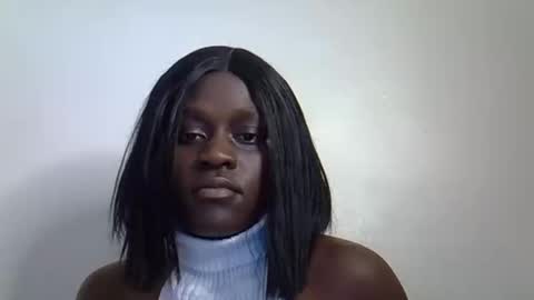 pink  and josphen online show from March 21, 10:53 am