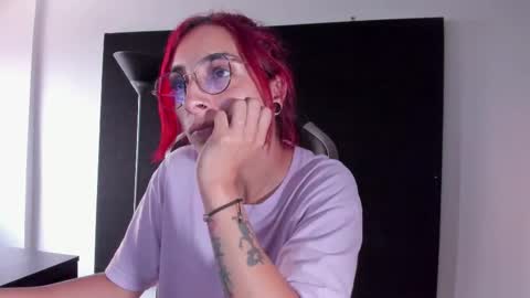 Agata Collinss online show from March 25, 11:00 pm