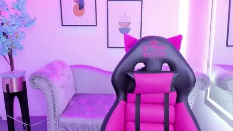 Agatha  online show from March 12, 12:36 pm