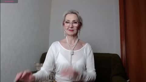 Agatha online show from December 17, 2:57 pm