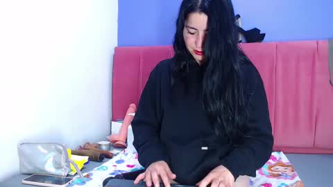 agathacorlincm101 online show from February 19, 12:55 pm