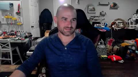 Aggieswing online show from November 11, 4:47 am