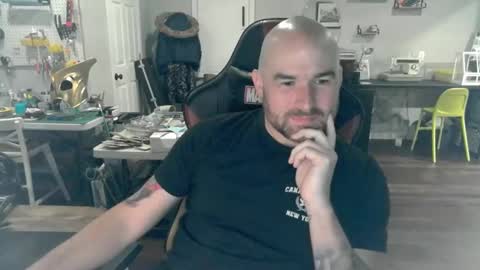 Aggieswing online show from December 23, 4:12 am