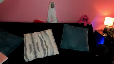  ines  online show from September 28, 5:00 pm