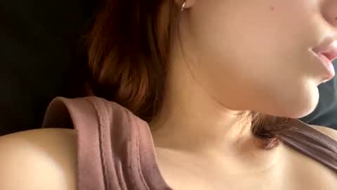 agness____ online show from September 11, 9:43 am