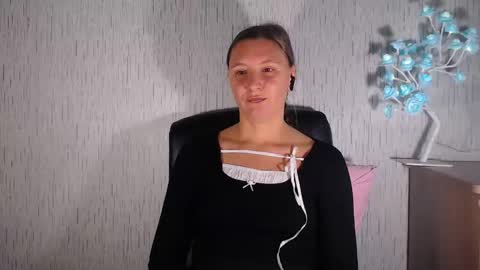 Snapshot of agnete_ chatting on September 18, 6:17 am encyclopedia of naughty online show from September 18, 6:17 am