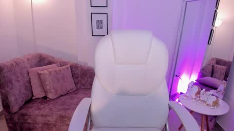 AIDA ADAMS online show from September 12, 7:38 pm