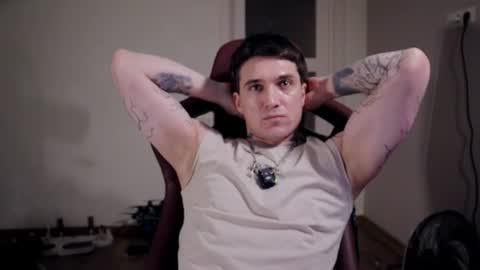 aiden_kristofer online show from June 25, 9:42 pm