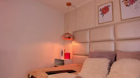 Aily Yozuko online show from October 2, 3:16 am