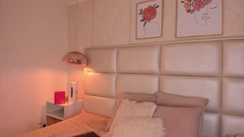 Aily Yozuko online show from November 14, 3:09 am