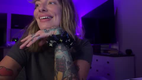 Airgead online show from November 28, 1:24 am