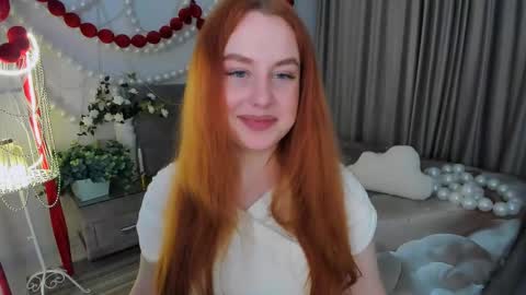 Louise online show from April 20, 7:39 pm