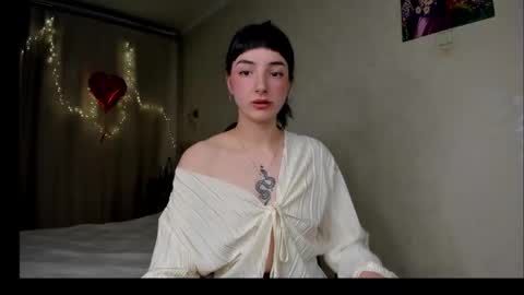 Aisha online show from March 26, 9:31 pm