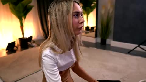 Aish online show from April 16, 10:15 am