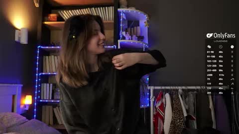 Aliza online show from February 27, 1:09 am