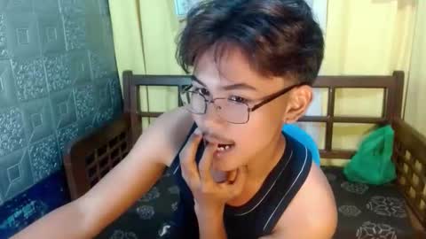 aivanboyyy online show from March 26, 12:43 pm