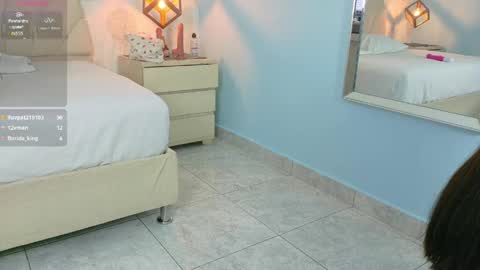 AIXA online show from April 17, 9:50 pm