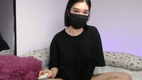 Amilia online show from December 9, 6:01 am