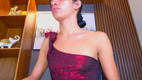 Alahia Rodriguez online show from May 17, 1:09 pm