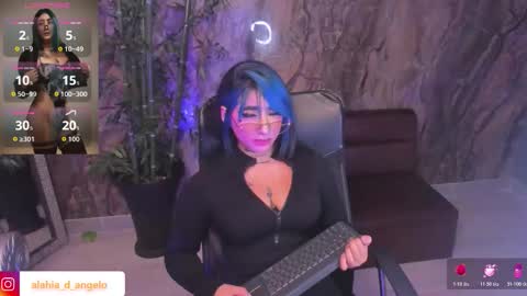 ALAHIA online show from March 5, 7:01 pm