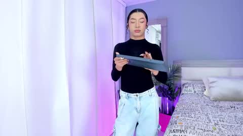 alaiaguerra online show from October 12, 10:11 pm