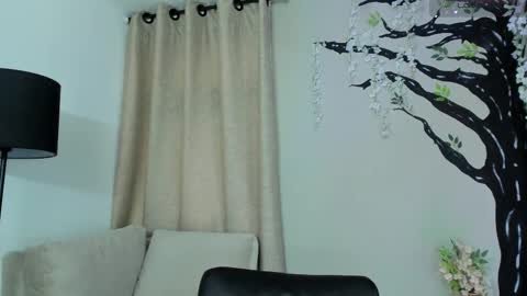     online show from October 1, 7:24 pm