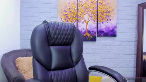     online show from September 9, 7:25 pm