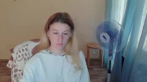 Anna online show from June 11, 6:44 am