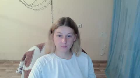 Anna online show from July 28, 4:39 pm