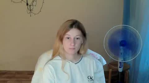 Anna online show from July 6, 12:13 pm