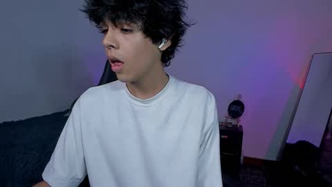 alan18n online show from December 23, 7:36 am