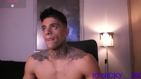 alan_morrys online show from April 2, 1:24 am