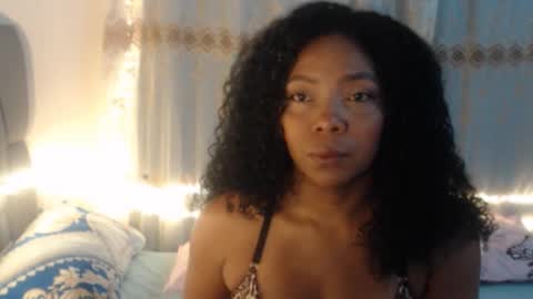 alana_jeans online show from March 5, 10:35 am