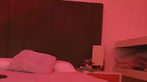 ALANA PETITE online show from July 4, 12:53 pm