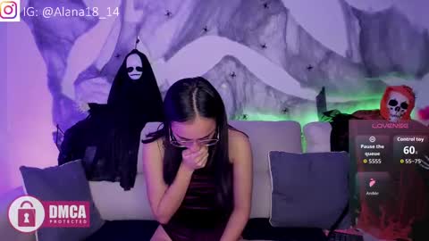 alana_pherson online show from October 11, 8:19 am