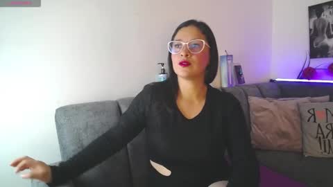 Alana  online show from March 3, 7:32 pm