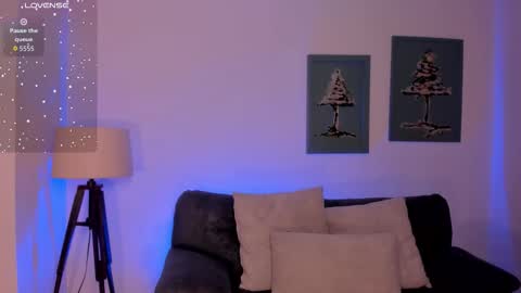 Alana online show from November 2, 1:55 pm