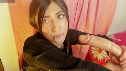 ALANA Please follow me  online show from April 16, 10:12 pm