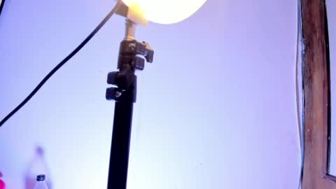 ALANA Please follow me  online show from April 9, 6:19 am